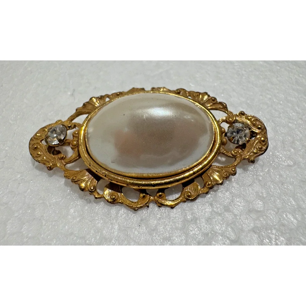 Vintage Miriam Haskell Brooch Pin Faux Pearl Cabochon Rhinestone Filigree Oval